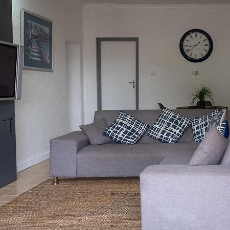 16 St Johns - Apartment ميناء شيبستون المظهر الخارجي الصورة
